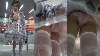 偷窥白丝萝莉美眉 花边粉内内 紧紧包着性感大屁屁 很诱惑